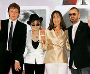 Пол, Йоко, Оливия, Ринго. 26 июня 2007 года. «The Beatles LOVE», Лас-Вегас, Фото Итана Миллера.