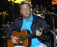 Eric Clapton in Mexico City, 19 October, 2001. Photo: RAMON CAVALLO.