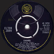 Daniel / Skyline Pigeon, DJM UK, DJS 275, January 20, 1973, 7″45 RPM.