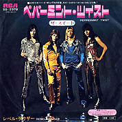 Peppermint Twist / Rebel Rouser, RCA SS-2379, 1974, 7″45 RPM.