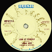 Look At Yourself / Simon The Bullet Freak, Bronze WIP 6111 Sep 1971, 7″45 RPM.