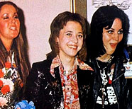 Lita Ford (Runaways), Suzi Quatro, Joan Jett & Cherie Currie (Runaways), 1977 Japan.